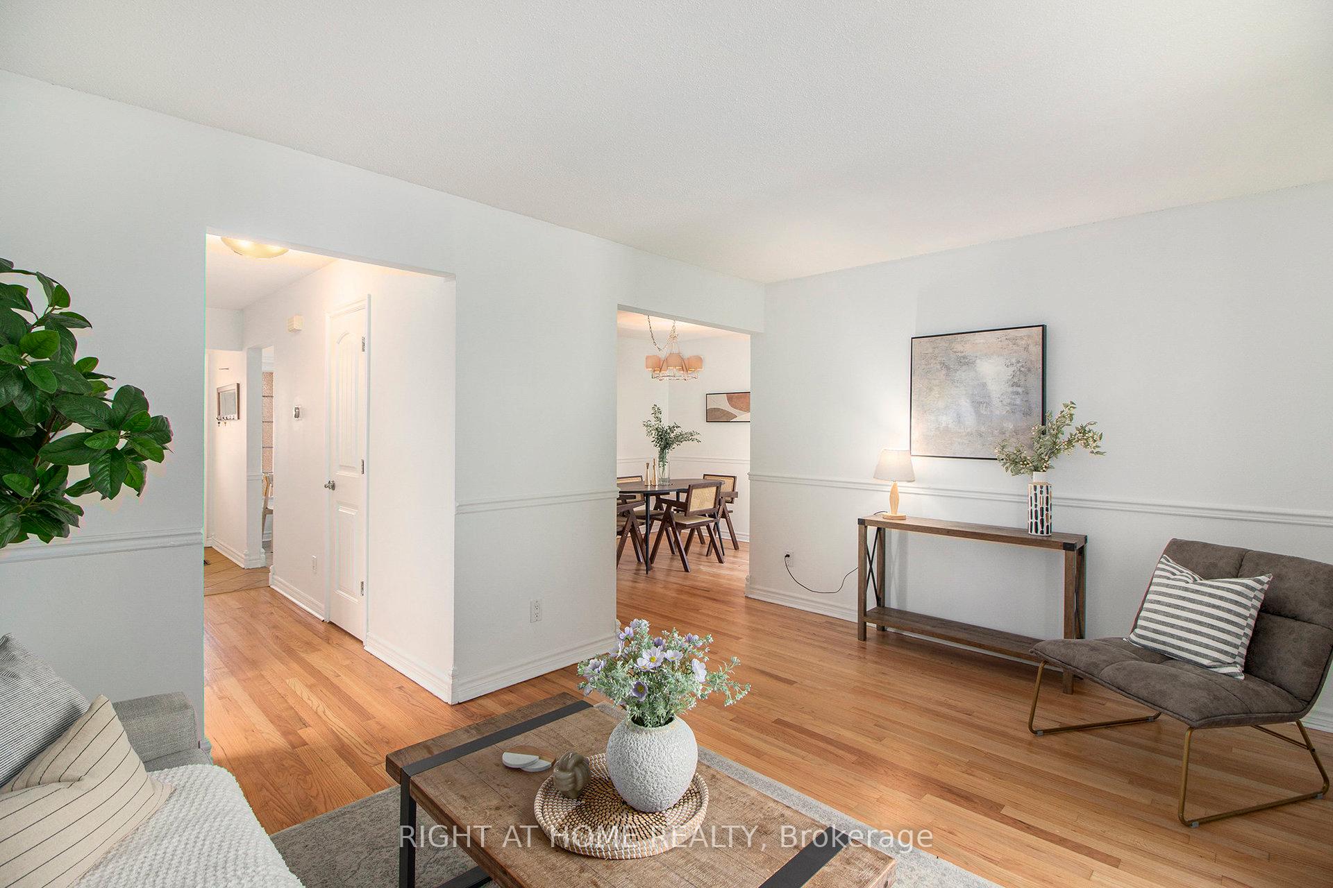 Photo 9 of 6357 St Louis Drive, Ottawa, Hiawatha Park/Convent Glen — HOMEH
