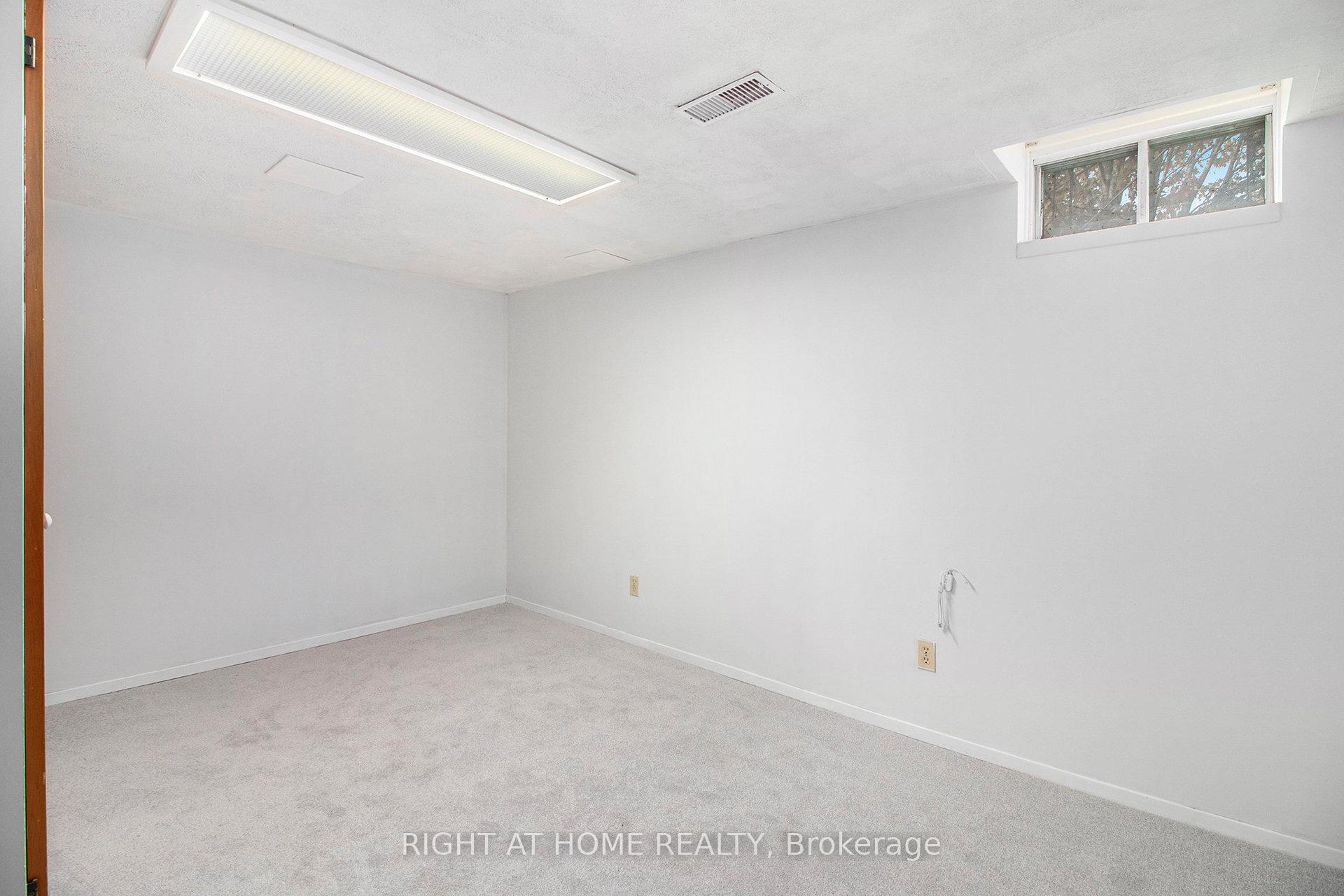 Photo 29 of 6357 St Louis Drive, Ottawa, Hiawatha Park/Convent Glen — HOMEH