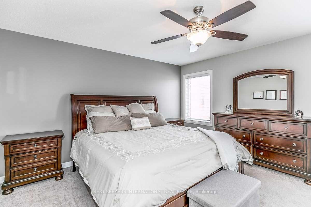 Photo 10 of 90 Donnan Drive, New Tecumseth, Tottenham — HOMEH