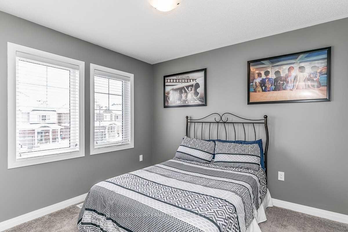 Photo 13 of 90 Donnan Drive, New Tecumseth, Tottenham — HOMEH
