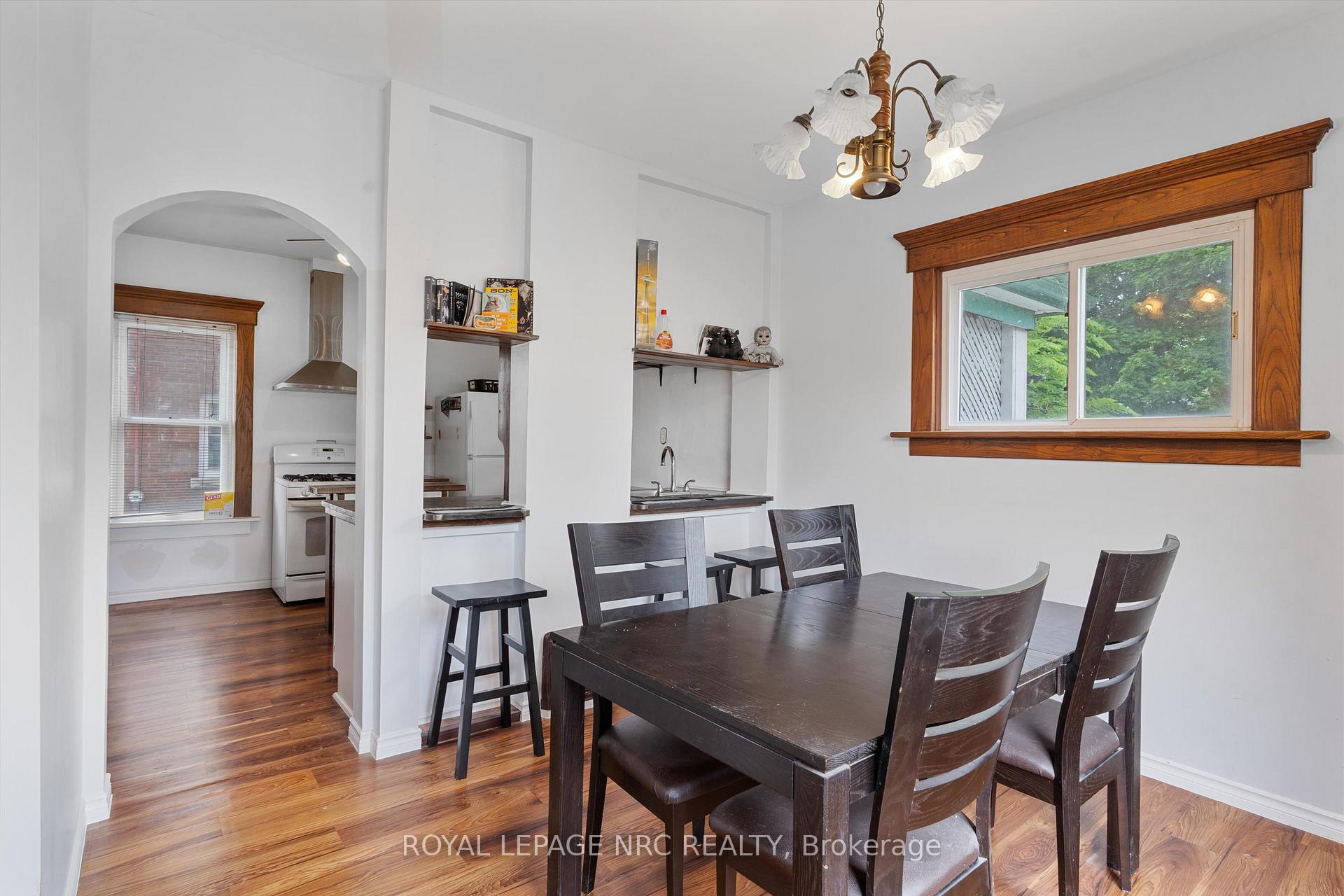 Photo 12 of 5129 Mcrae Street, Niagara Falls, Cherrywood — HOMEH