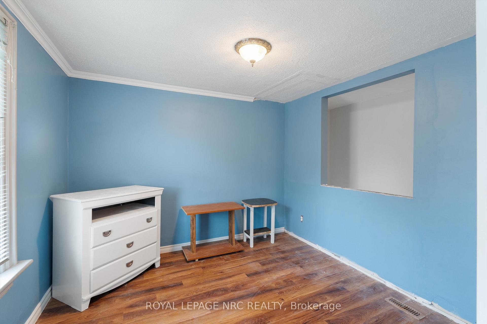 Photo 16 of 5129 Mcrae Street, Niagara Falls, Cherrywood — HOMEH
