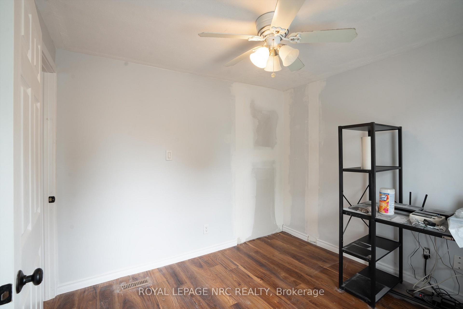 Photo 19 of 5129 Mcrae Street, Niagara Falls, Cherrywood — HOMEH