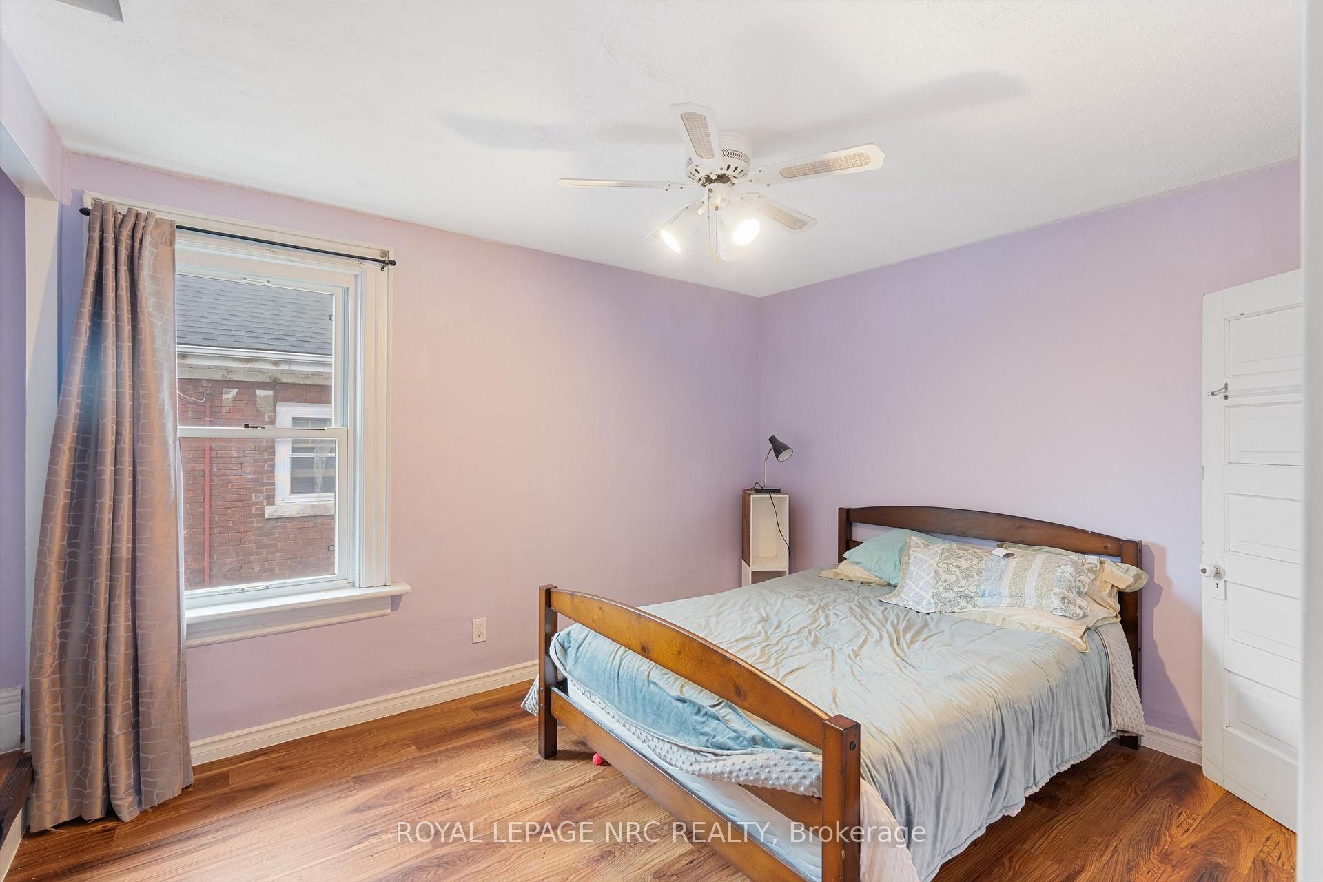 Photo 23 of 5129 Mcrae Street, Niagara Falls, Cherrywood — HOMEH