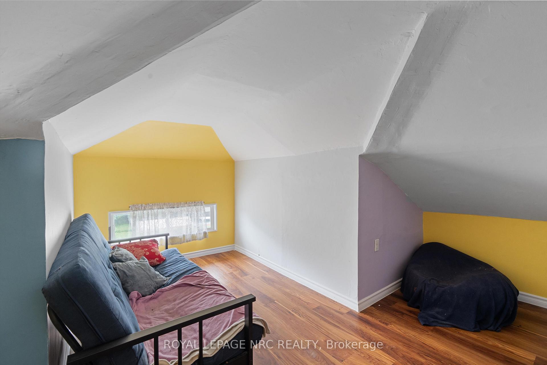 Photo 25 of 5129 Mcrae Street, Niagara Falls, Cherrywood — HOMEH