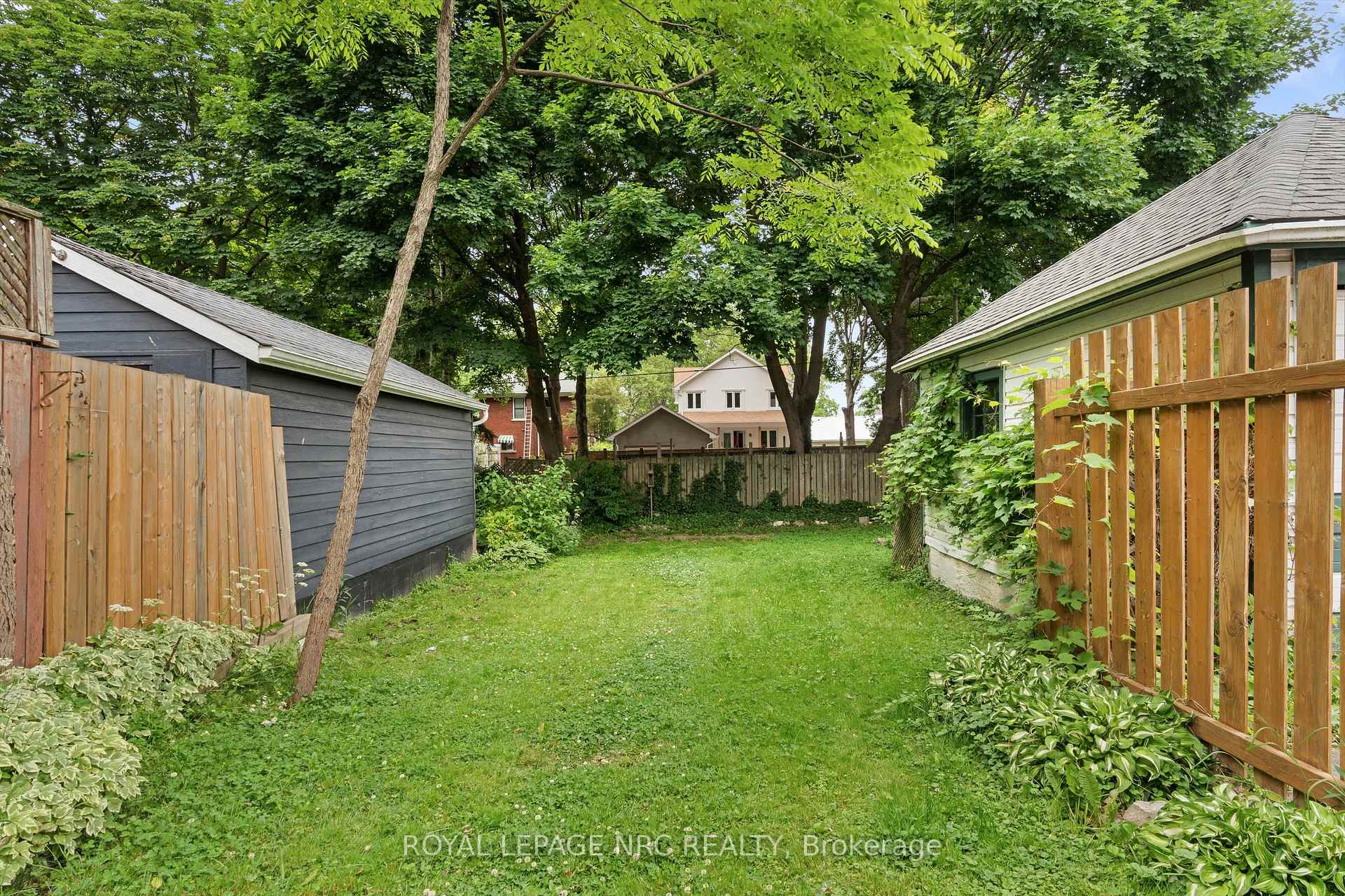 Photo 29 of 5129 Mcrae Street, Niagara Falls, Cherrywood — HOMEH