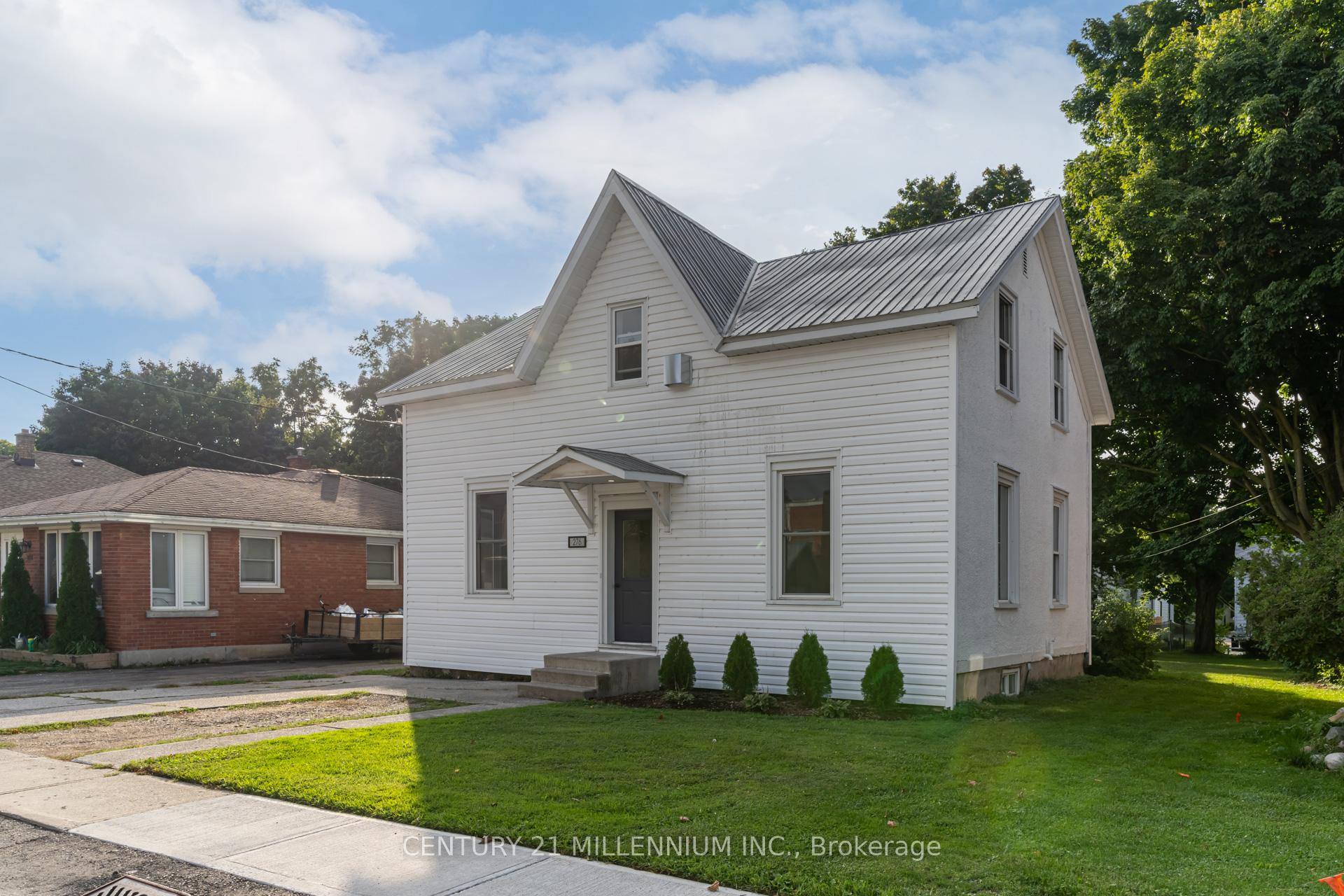 Photo 2 of Unit 274, 276 Edward Street, North Huron, Wingham — HOMEH