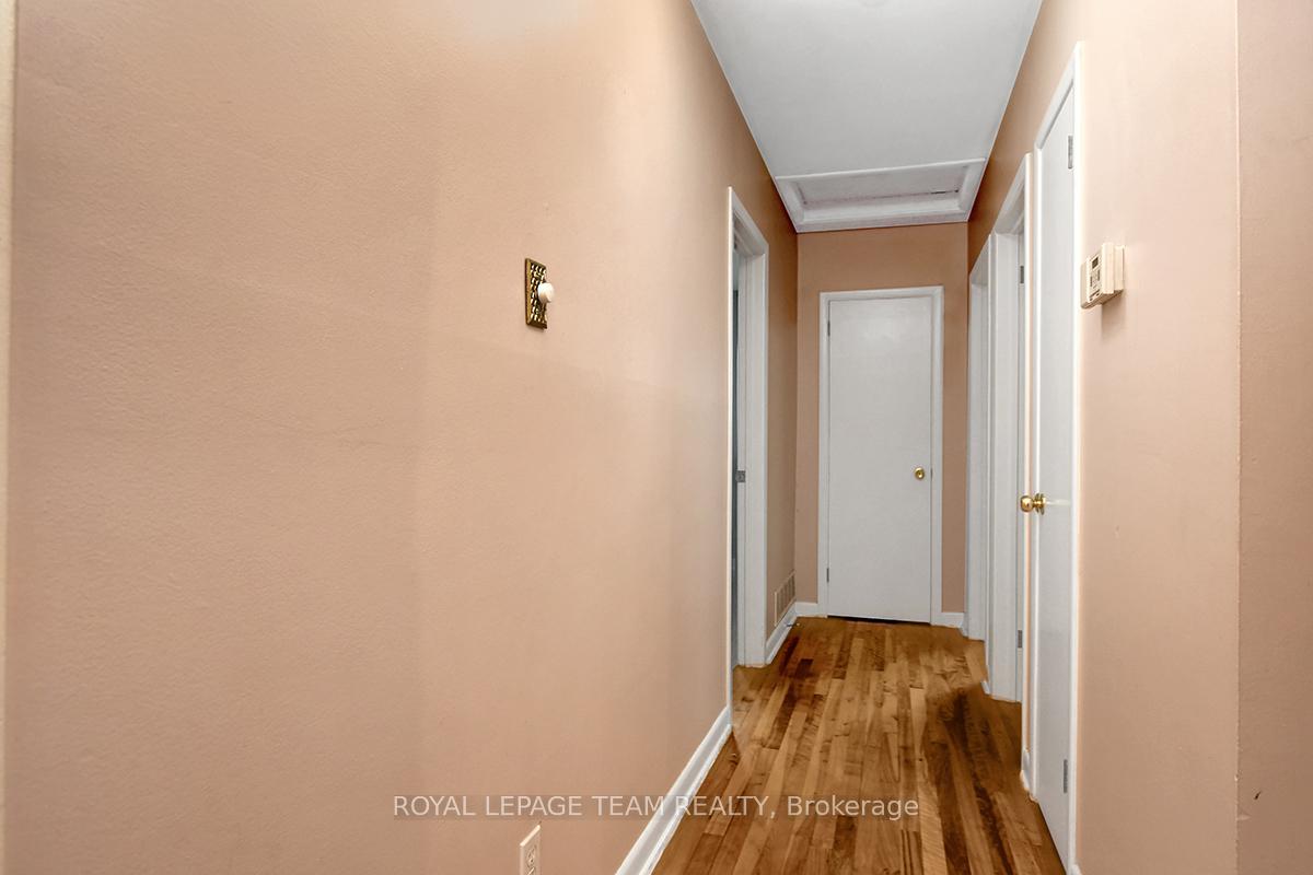Photo 22 of 397 Presland Road, Ottawa, Overbrook/Castle Heights — HOMEH