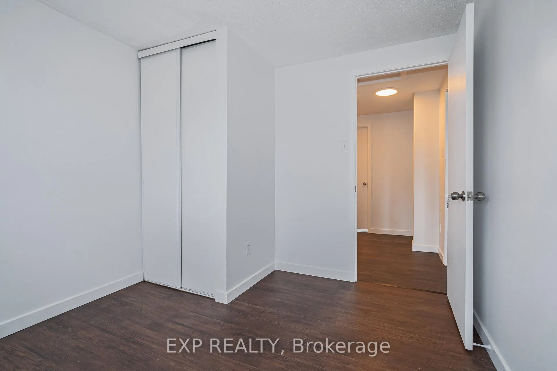 Photo 19 of 1364 St. Jean Street, Ottawa, Chateauneuf — HOMEH
