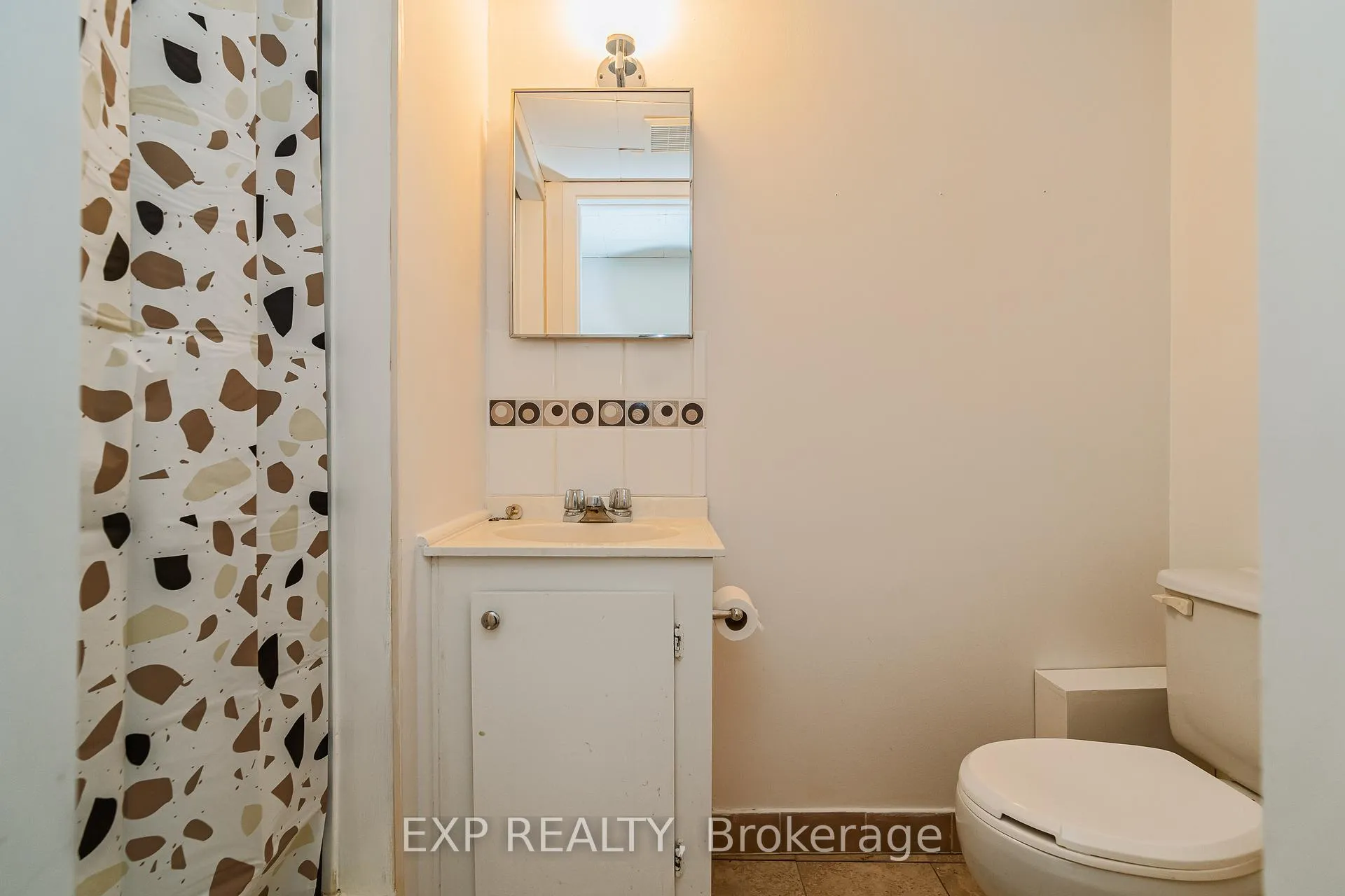 Photo 28 of 1364 St. Jean Street, Ottawa, Chateauneuf — HOMEH