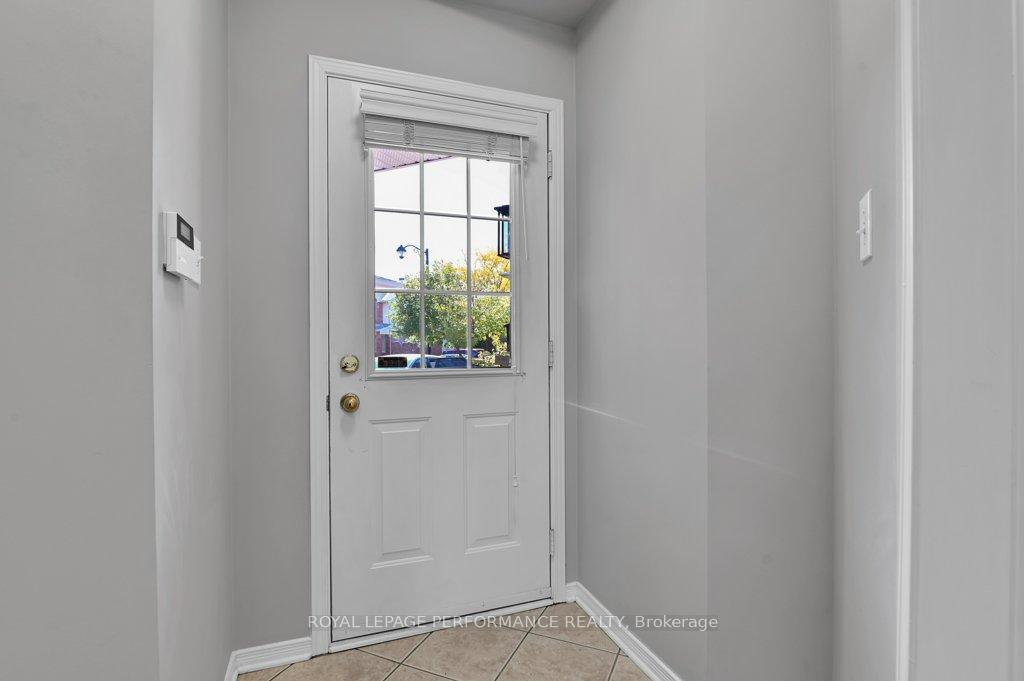 Photo 4 of 32 Cargrove Private, Ottawa, Carson Meadows — HOMEH