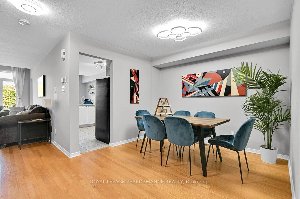 Photo 9 of 32 Cargrove Private, Ottawa, Carson Meadows — HOMEH