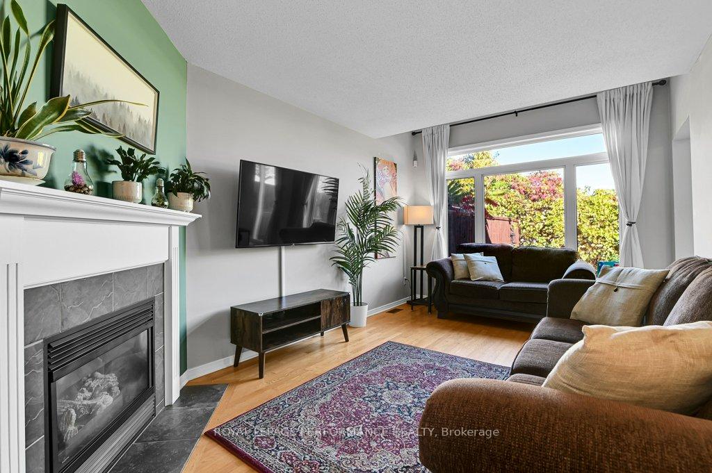 Photo 13 of 32 Cargrove Private, Ottawa, Carson Meadows — HOMEH