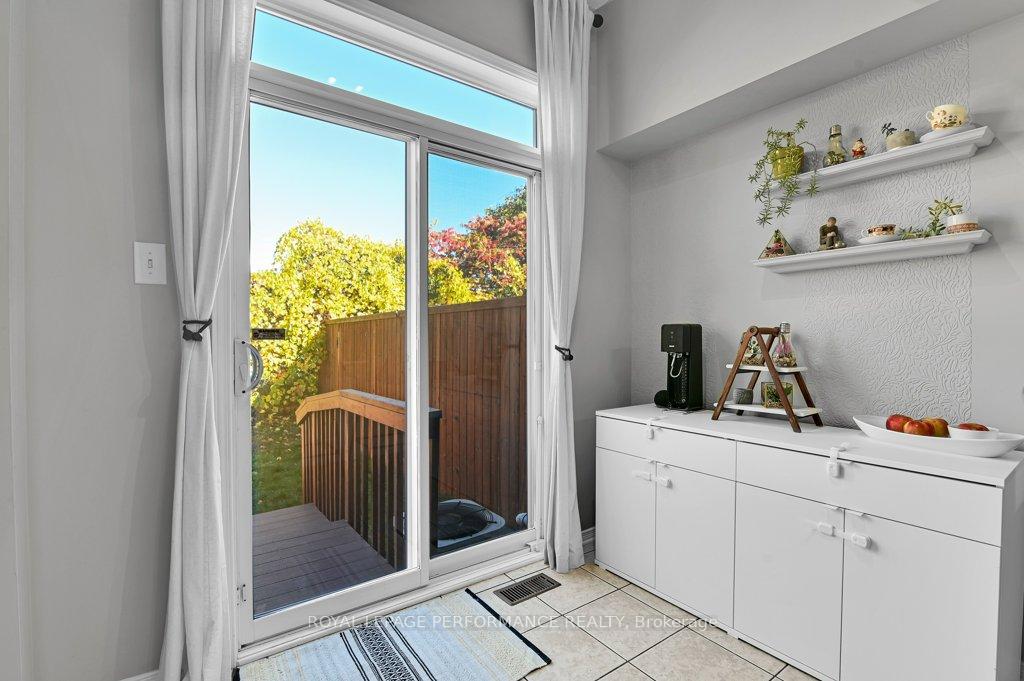 Photo 17 of 32 Cargrove Private, Ottawa, Carson Meadows — HOMEH