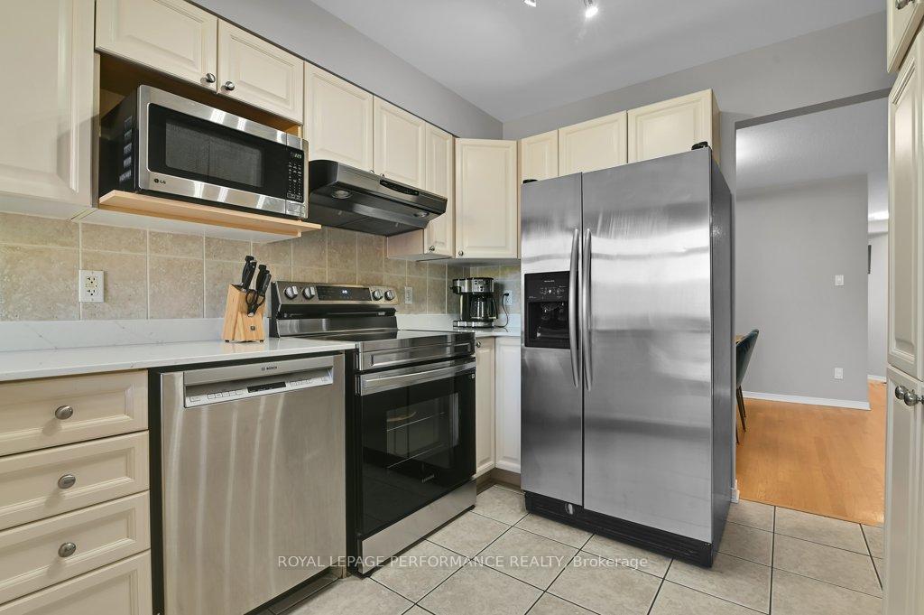 Photo 20 of 32 Cargrove Private, Ottawa, Carson Meadows — HOMEH