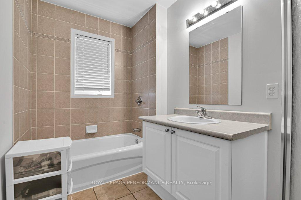 Photo 29 of 32 Cargrove Private, Ottawa, Carson Meadows — HOMEH