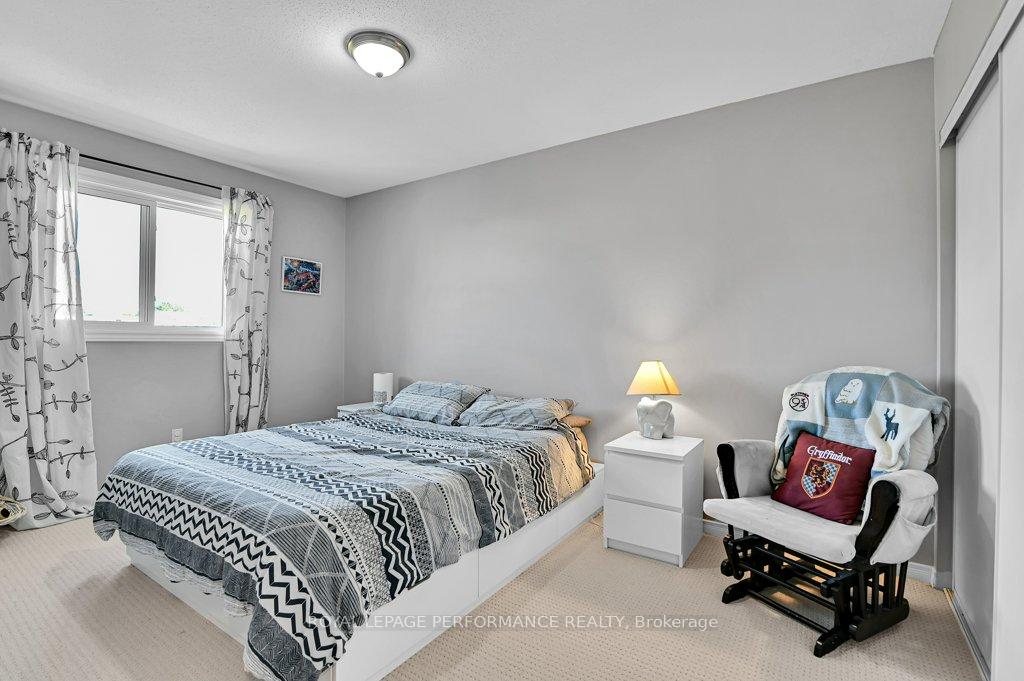 Photo 33 of 32 Cargrove Private, Ottawa, Carson Meadows — HOMEH