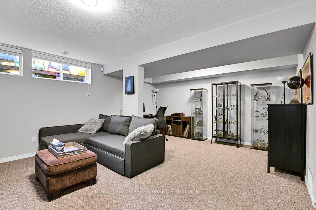 Photo 41 of 32 Cargrove Private, Ottawa, Carson Meadows — HOMEH