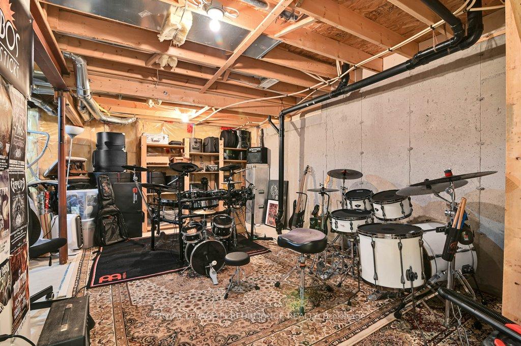 Photo 43 of 32 Cargrove Private, Ottawa, Carson Meadows — HOMEH