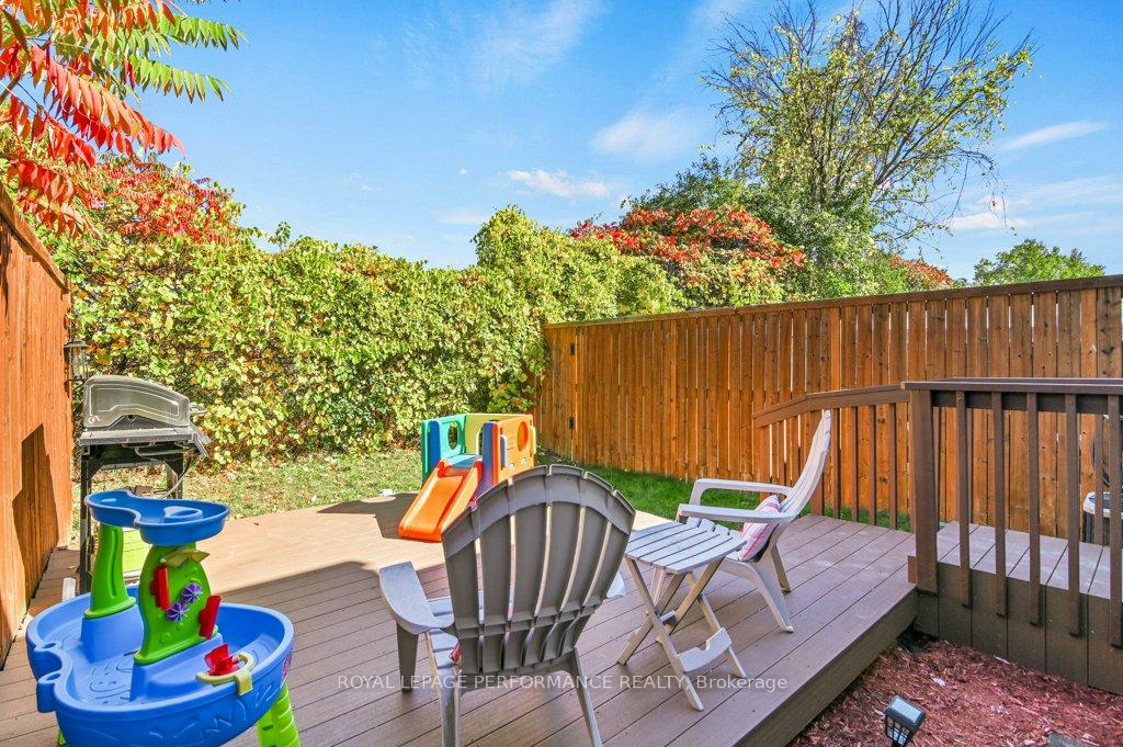 Photo 46 of 32 Cargrove Private, Ottawa, Carson Meadows — HOMEH