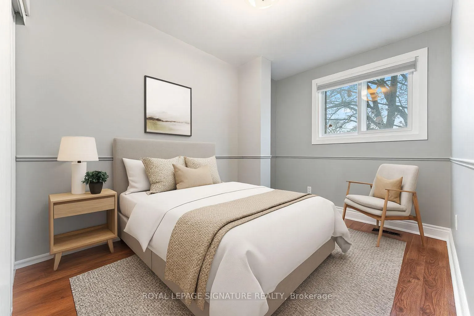 Photo 7 of 690 Elgin Street, Newmarket, Huron Heights-Leslie Valley — HOMEH