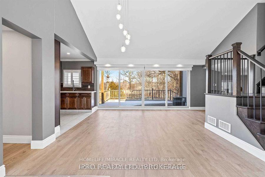 Photo 5 of 8357 Beaverdams Road, Niagara Falls, Beaverdams — HOMEH