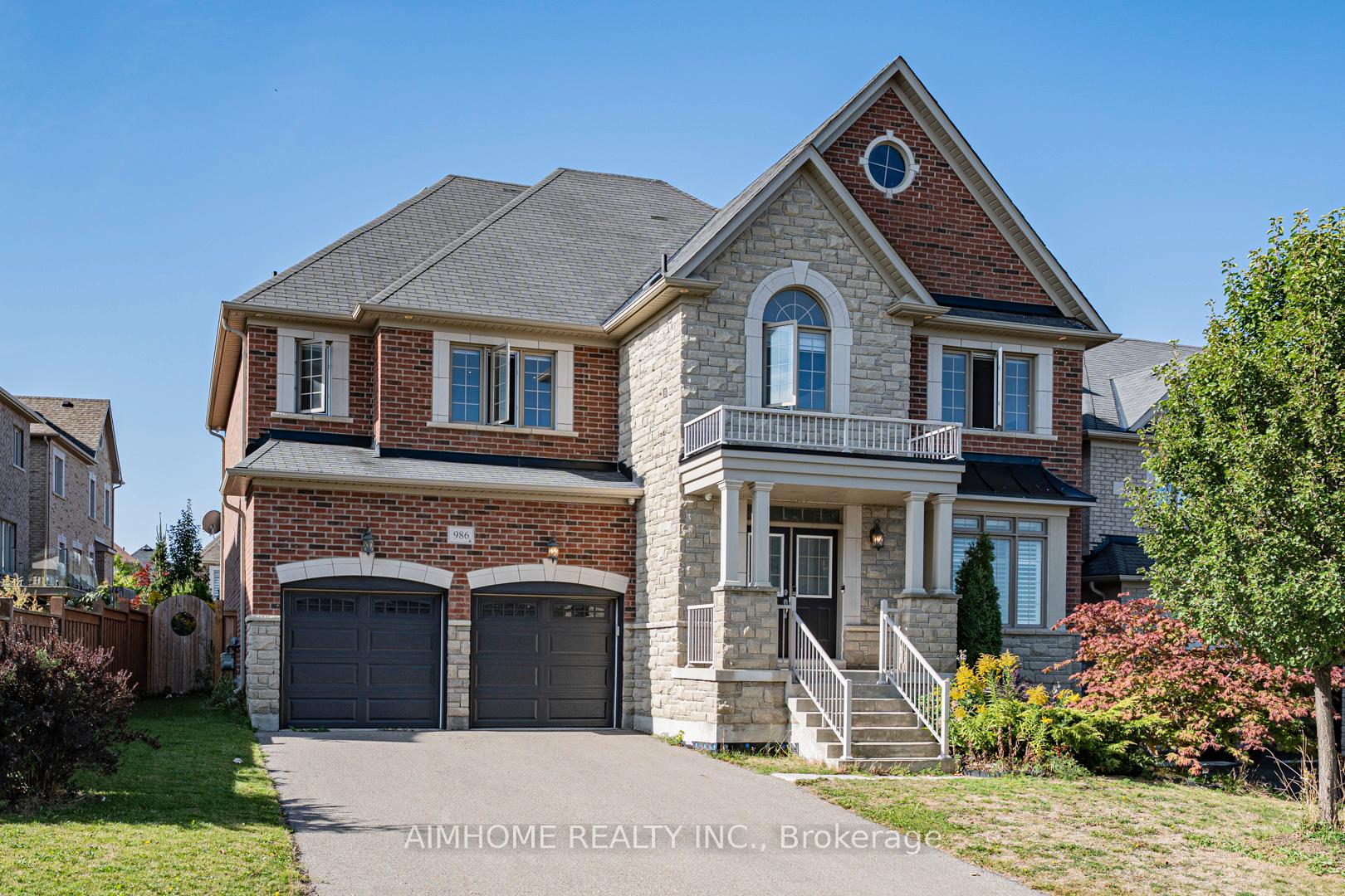 Photo 1 of 986 Wilbur Pipher Circle, Newmarket, Stonehaven-Wyndham — HOMEH