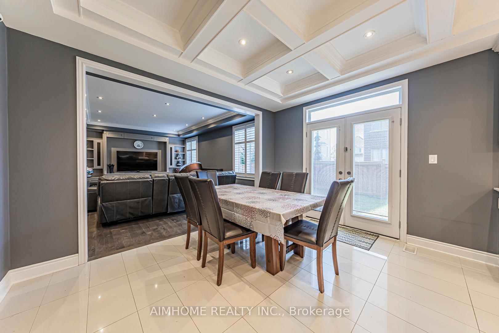 Photo 17 of 986 Wilbur Pipher Circle, Newmarket, Stonehaven-Wyndham — HOMEH