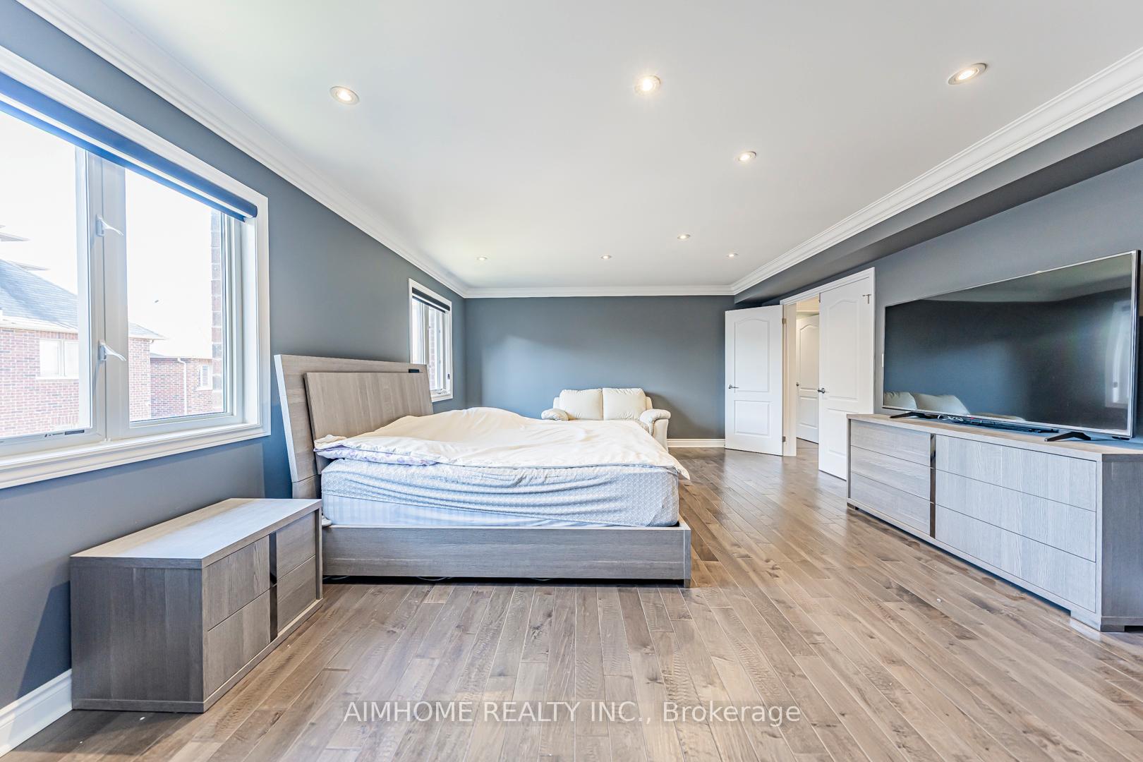 Photo 27 of 986 Wilbur Pipher Circle, Newmarket, Stonehaven-Wyndham — HOMEH