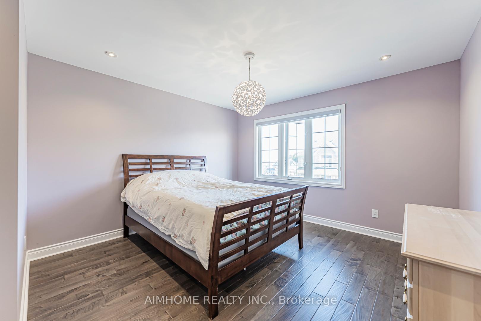 Photo 36 of 986 Wilbur Pipher Circle, Newmarket, Stonehaven-Wyndham — HOMEH