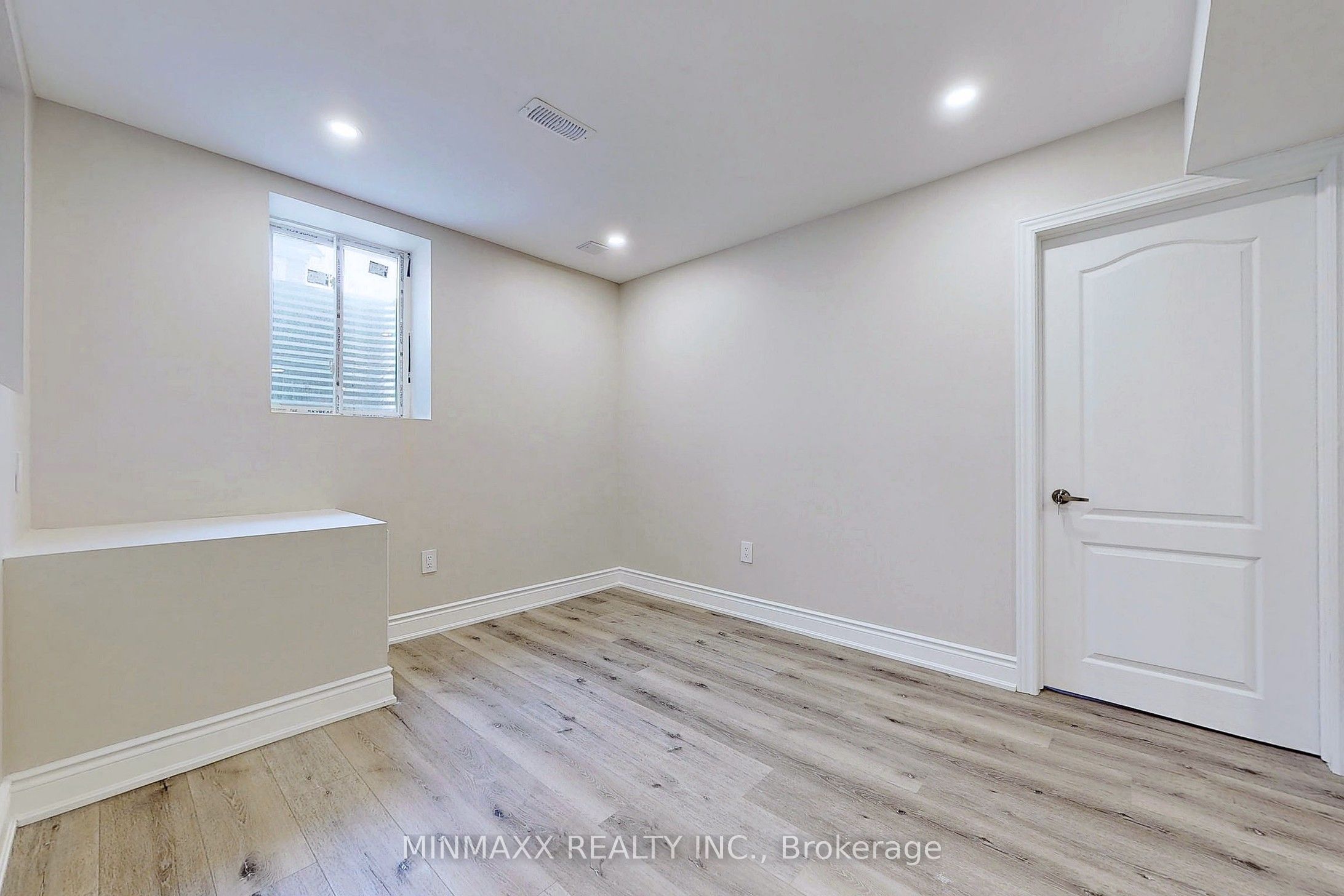 Photo 14 of 552 Langholm Street, Milton, Coates — HOMEH