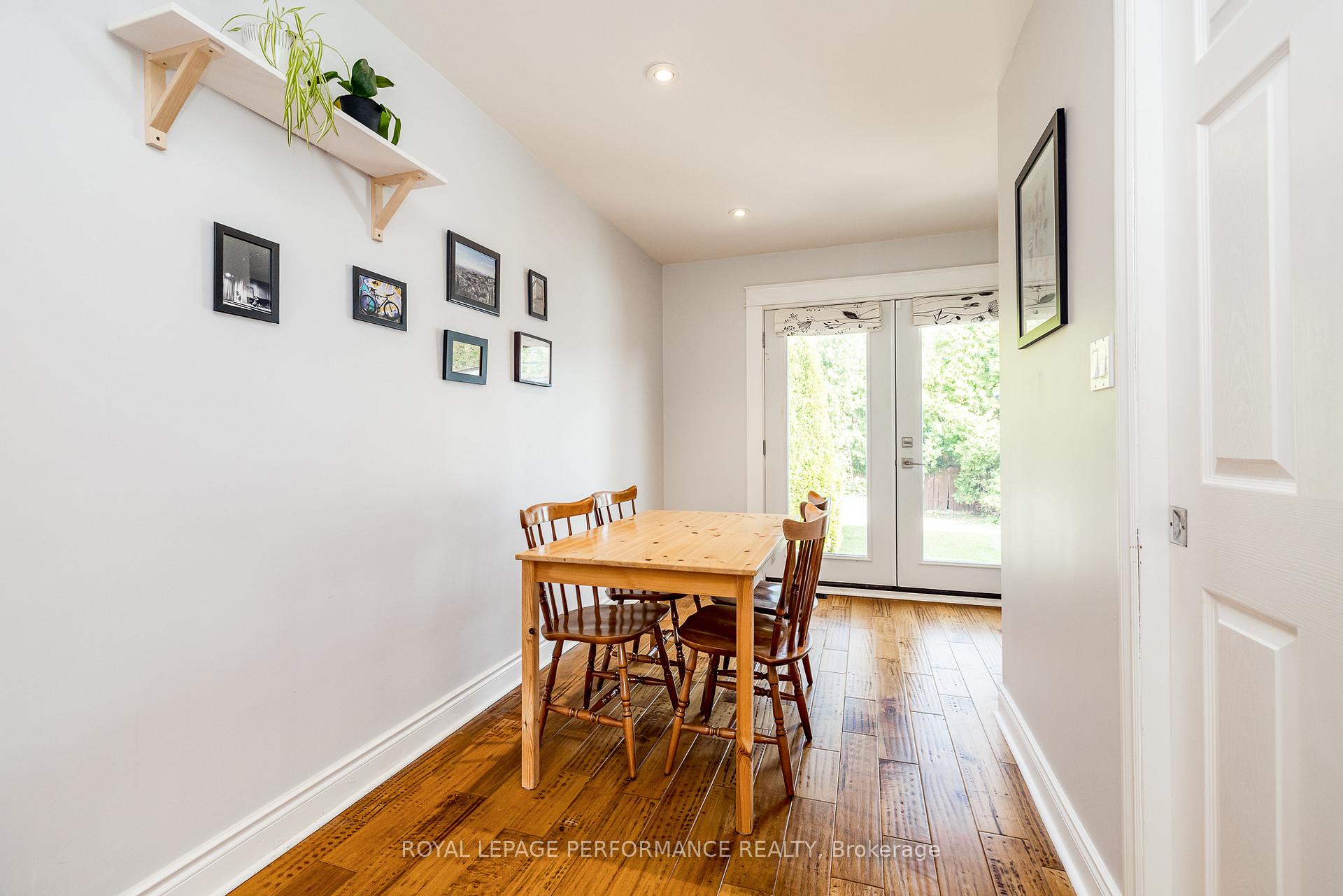 Photo 16 of 343 Fullerton Avenue, Ottawa, Overbrook/Castle Heights — HOMEH
