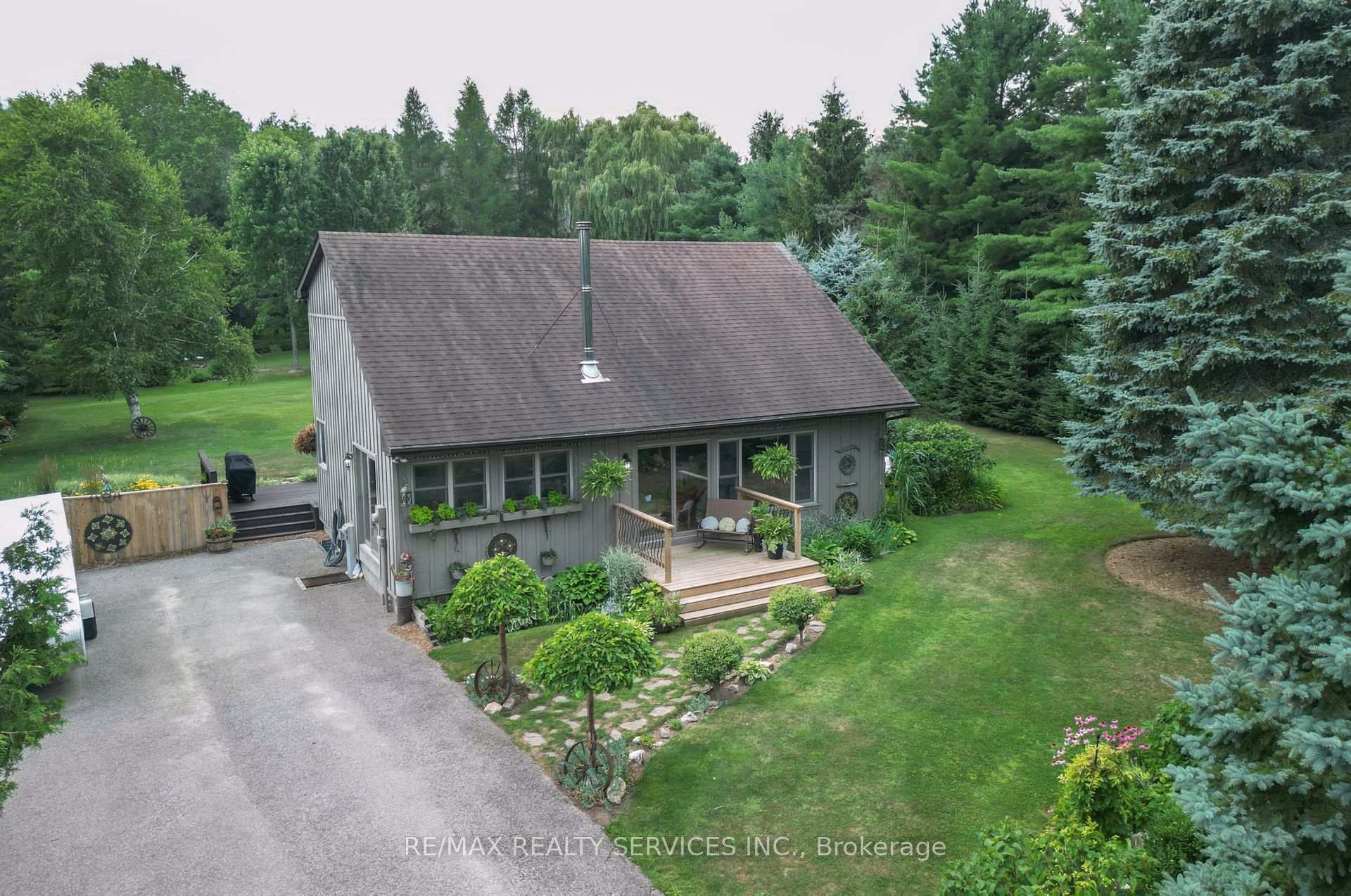 Photo 3 of 5 Cook Crescent, Mulmur, Rural Mulmur — HOMEH