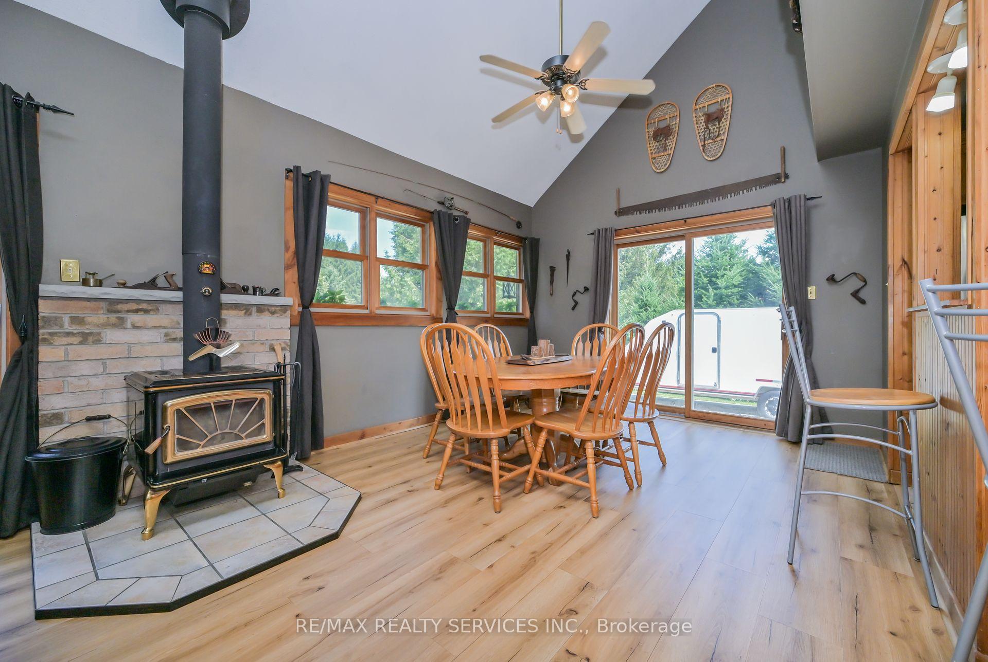 Photo 5 of 5 Cook Crescent, Mulmur, Rural Mulmur — HOMEH