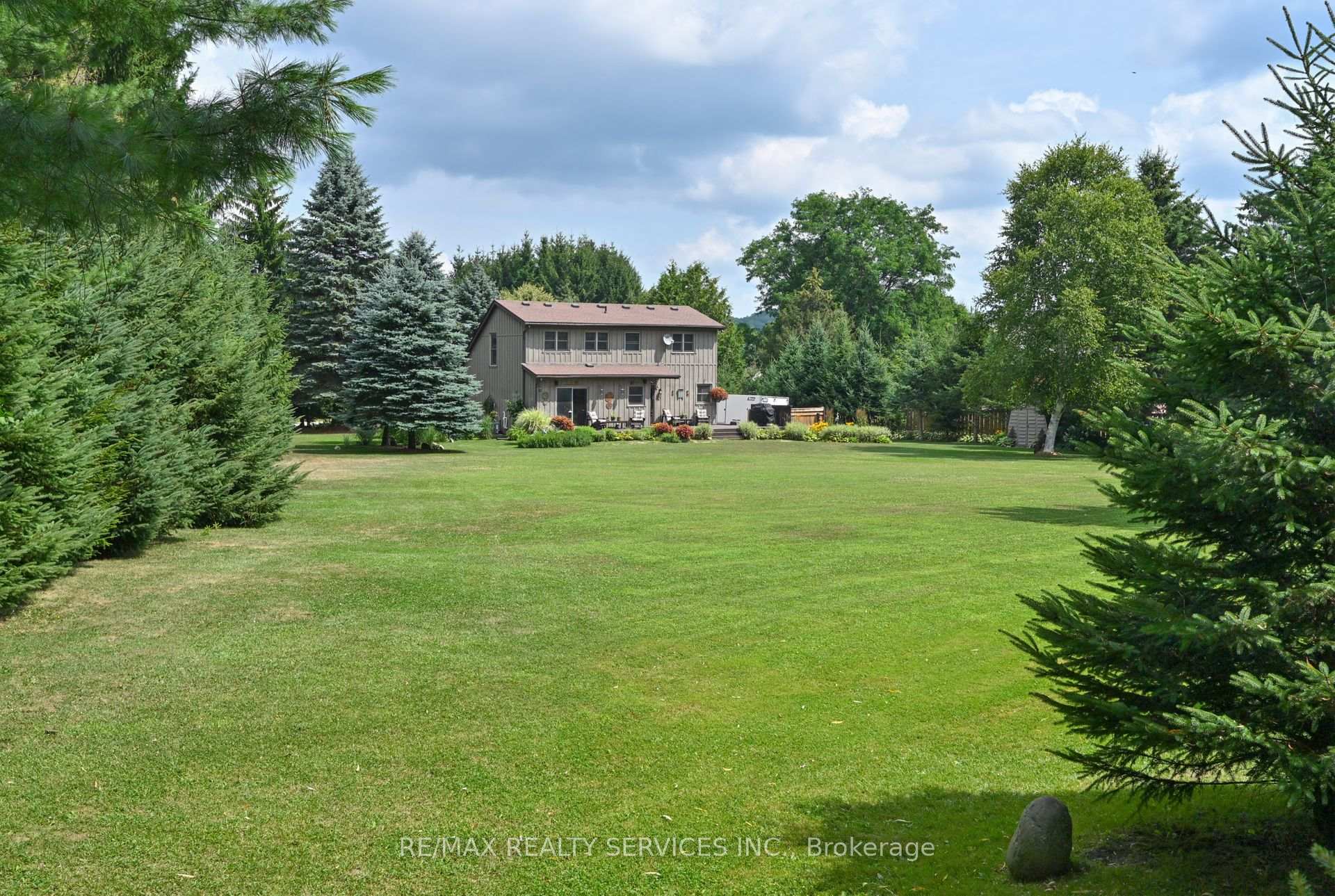 Photo 32 of 5 Cook Crescent, Mulmur, Rural Mulmur — HOMEH