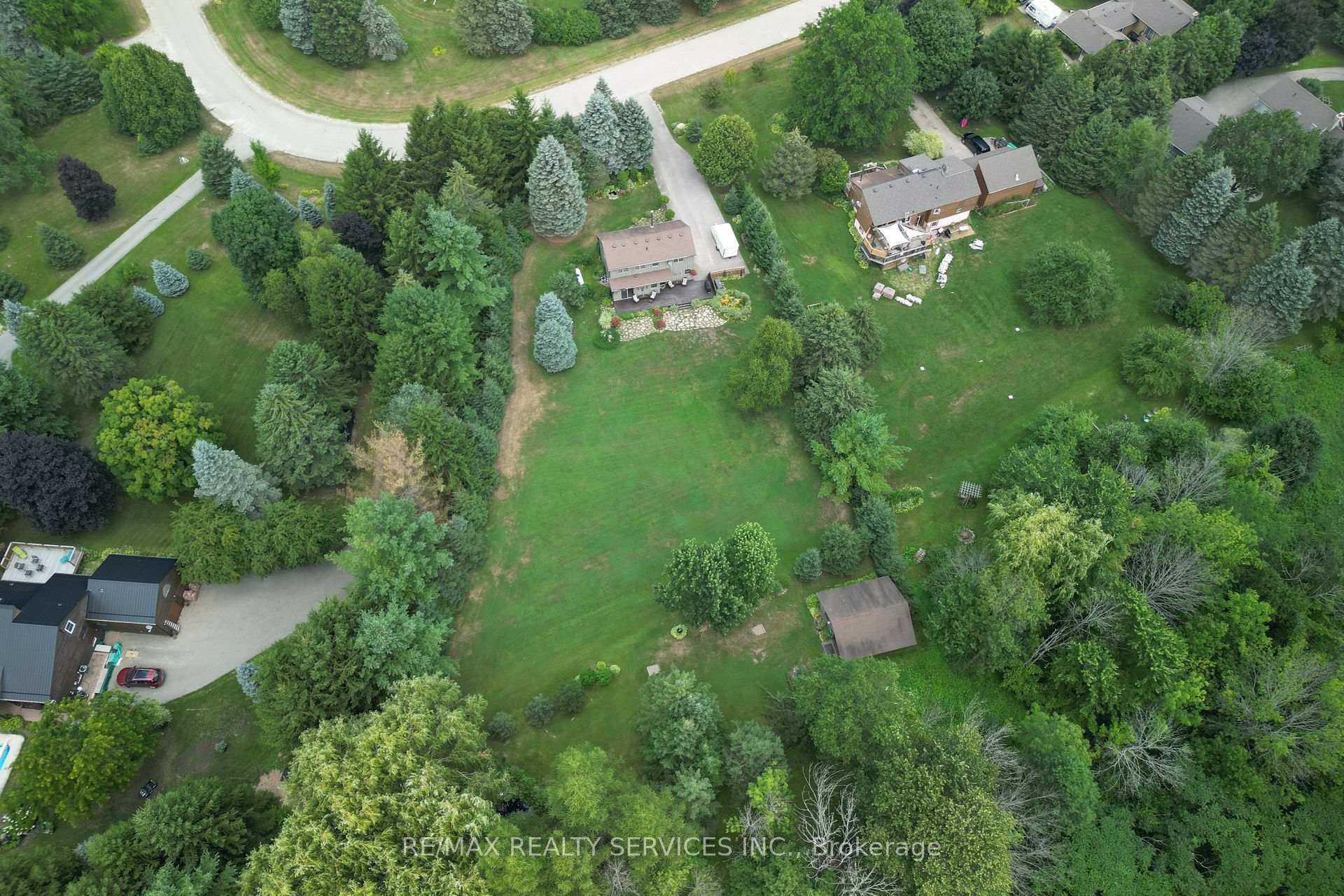 Photo 36 of 5 Cook Crescent, Mulmur, Rural Mulmur — HOMEH