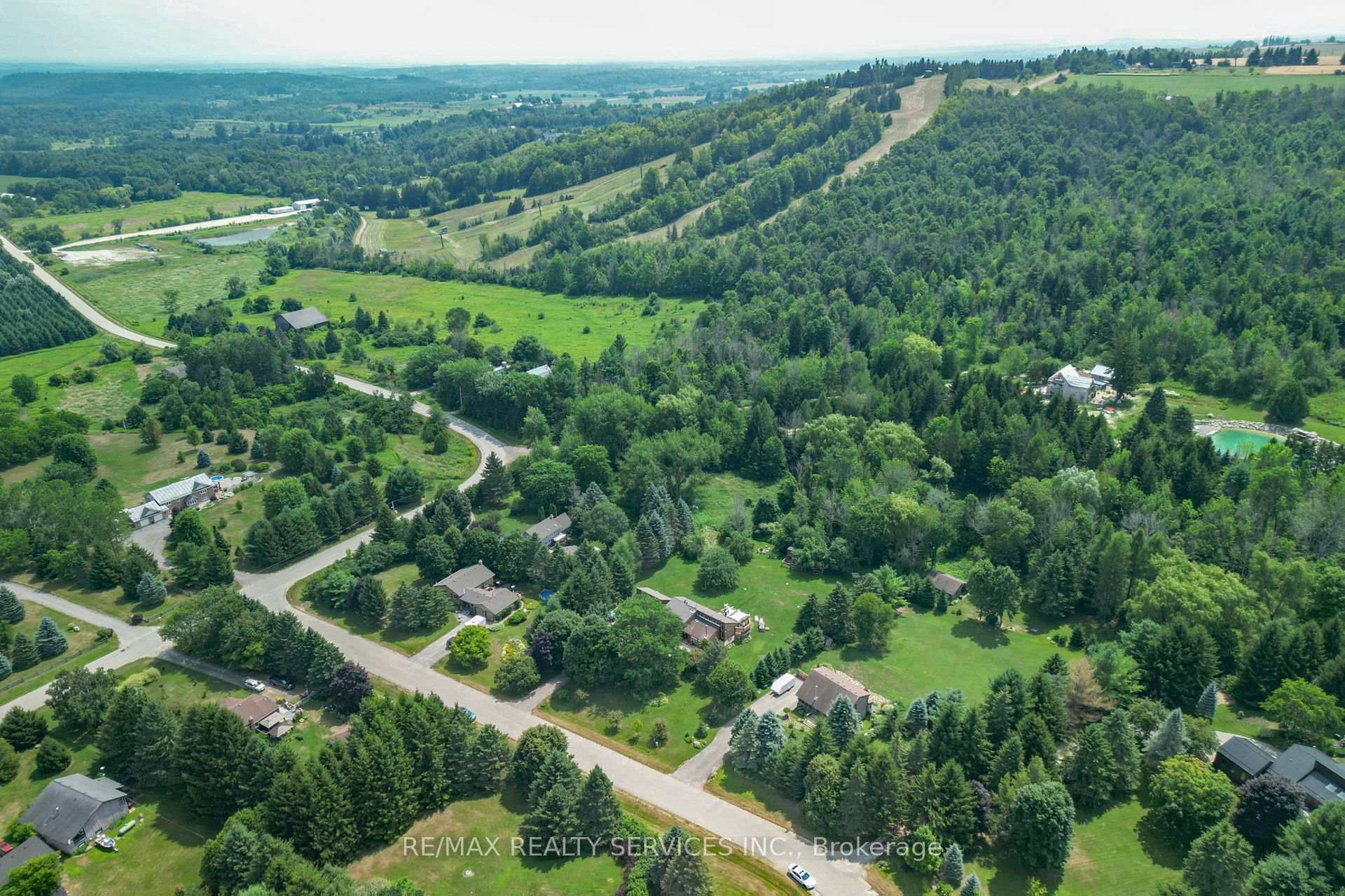 Photo 41 of 5 Cook Crescent, Mulmur, Rural Mulmur — HOMEH