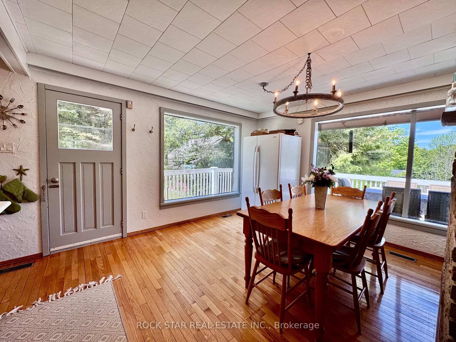 Photo 11 of 8 Pine River Crescent, Mulmur, Rural Mulmur — HOMEH