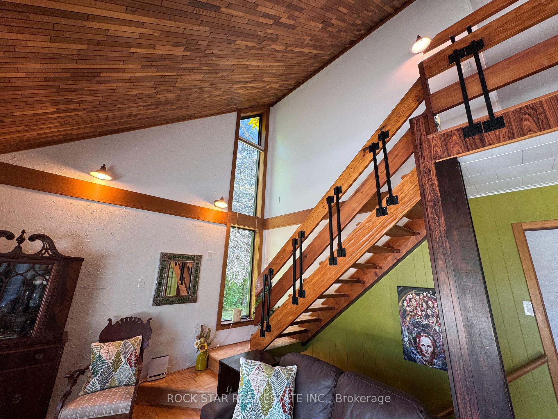 Photo 17 of 8 Pine River Crescent, Mulmur, Rural Mulmur — HOMEH