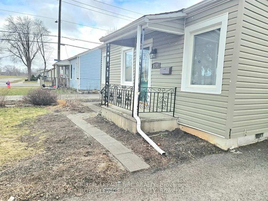 Photo 4 of 6191 Cadham Street, Niagara Falls, Arad/Fallsview — HOMEH