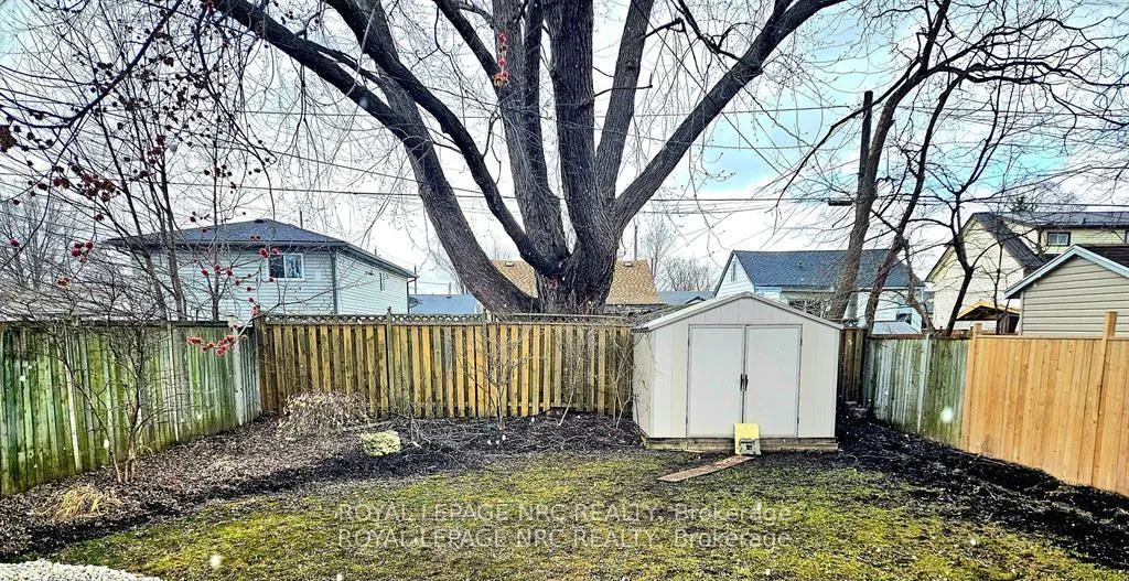 Photo 5 of 6191 Cadham Street, Niagara Falls, Arad/Fallsview — HOMEH