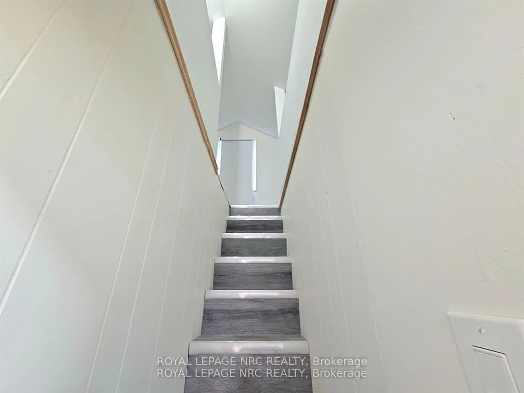 Photo 23 of 6191 Cadham Street, Niagara Falls, Arad/Fallsview — HOMEH