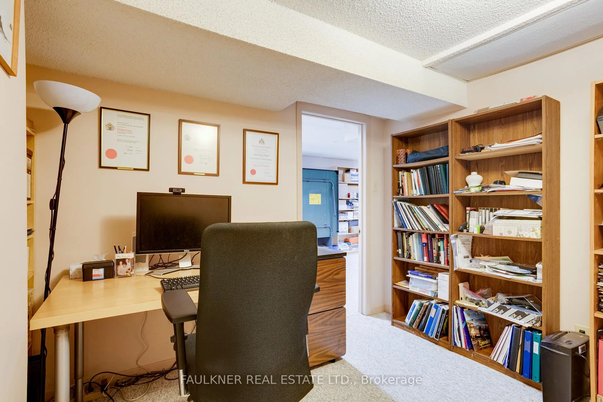 Photo 36 of 1807 Brousseau Crescent, Ottawa, Chateauneuf — HOMEH