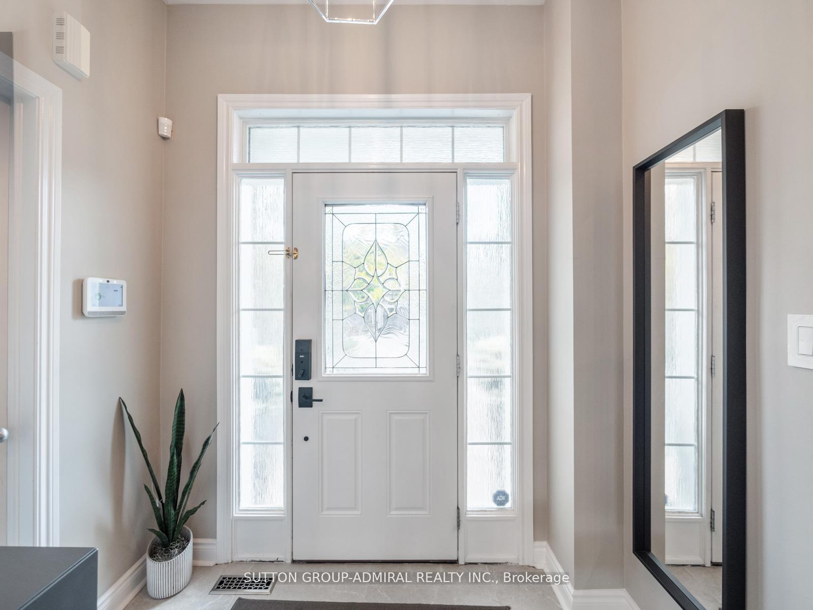 Photo 3 of 1057 Warby Trail, Newmarket, Stonehaven-Wyndham — HOMEH