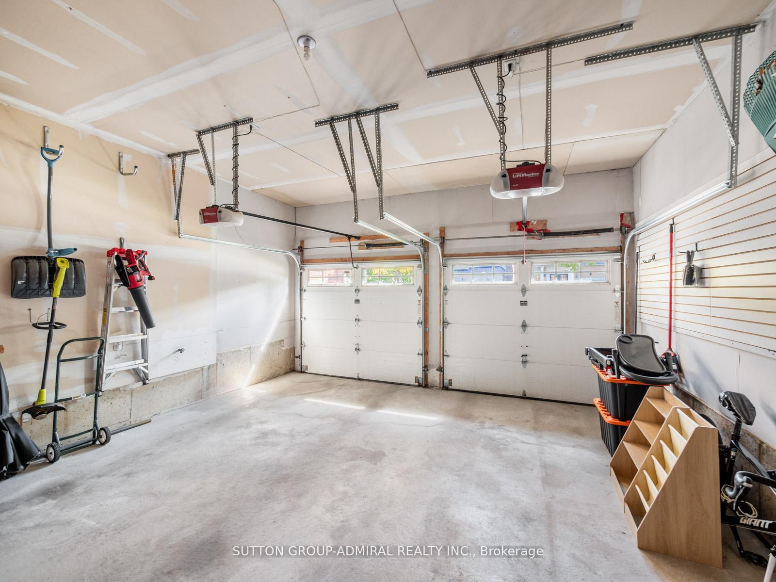 Photo 38 of 1057 Warby Trail, Newmarket, Stonehaven-Wyndham — HOMEH