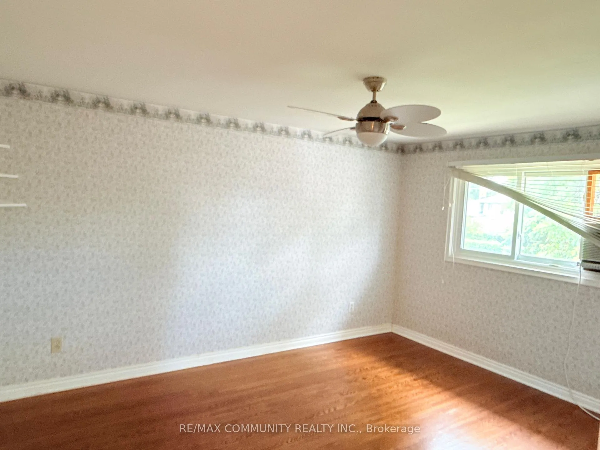 Photo 13 of 157 Labrador Drive, Oshawa, Donevan — HOMEH