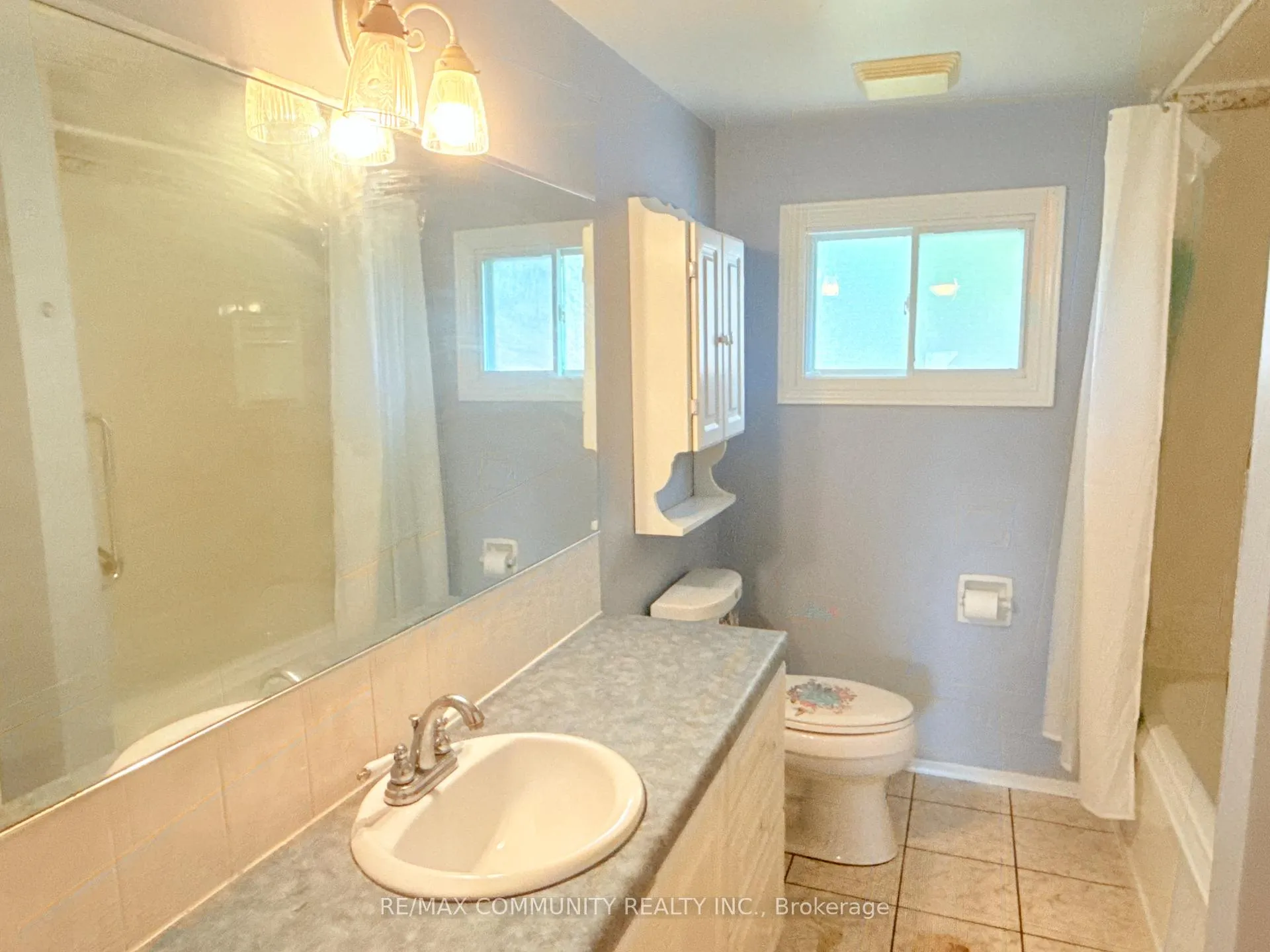 Photo 18 of 157 Labrador Drive, Oshawa, Donevan — HOMEH