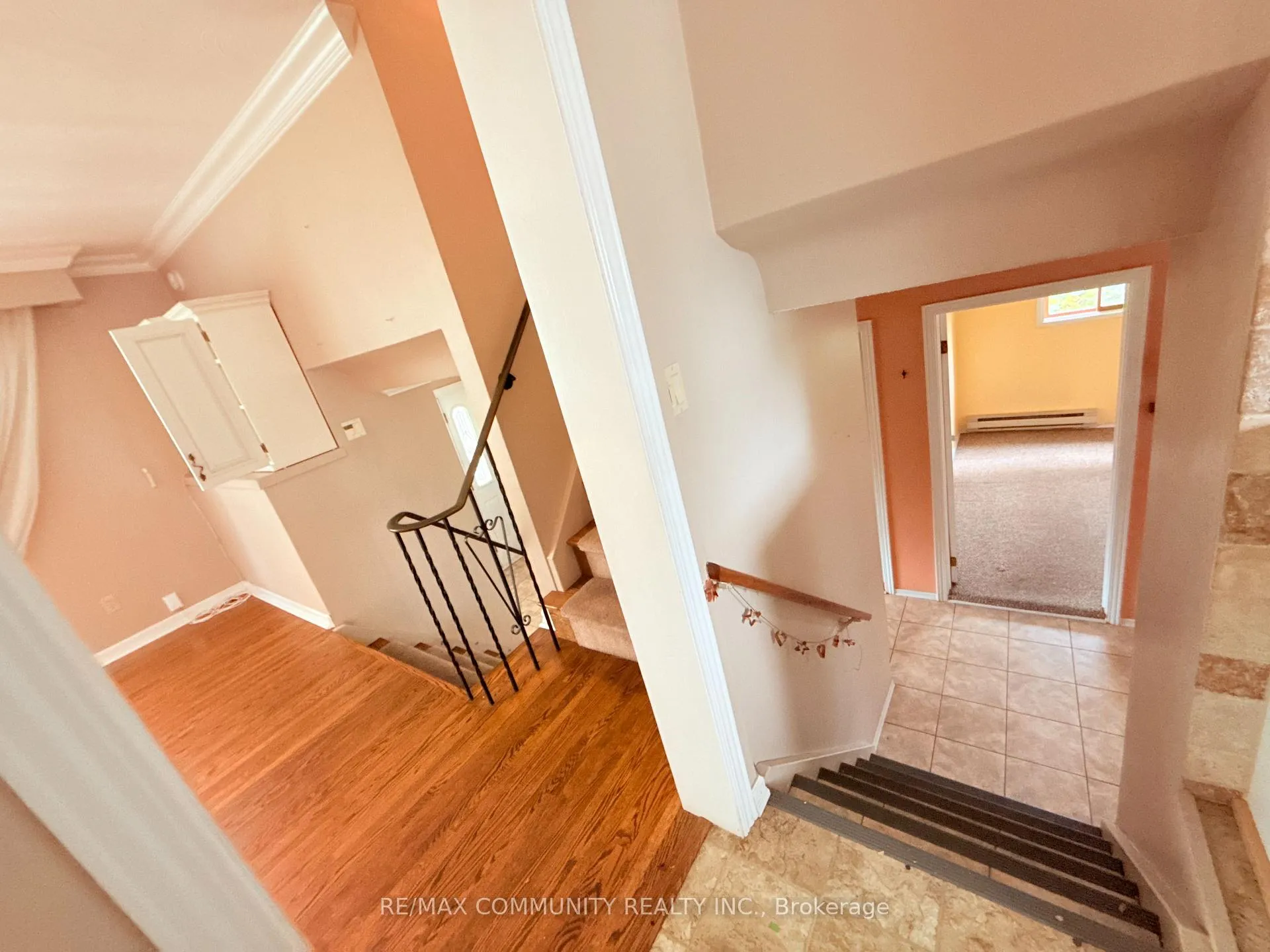 Photo 20 of 157 Labrador Drive, Oshawa, Donevan — HOMEH