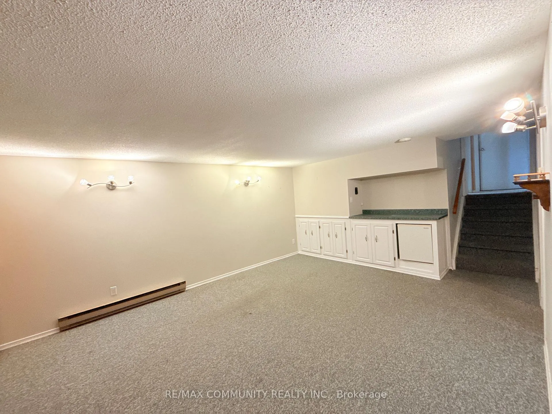 Photo 21 of 157 Labrador Drive, Oshawa, Donevan — HOMEH