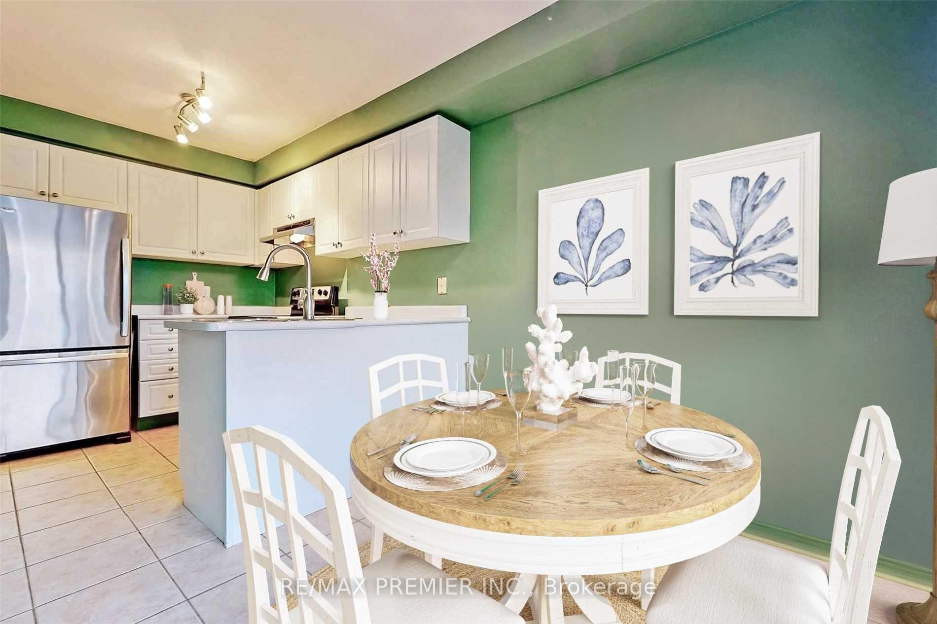 Photo 4 of 739 Joe Persechini Drive, Newmarket, Summerhill Estates — HOMEH
